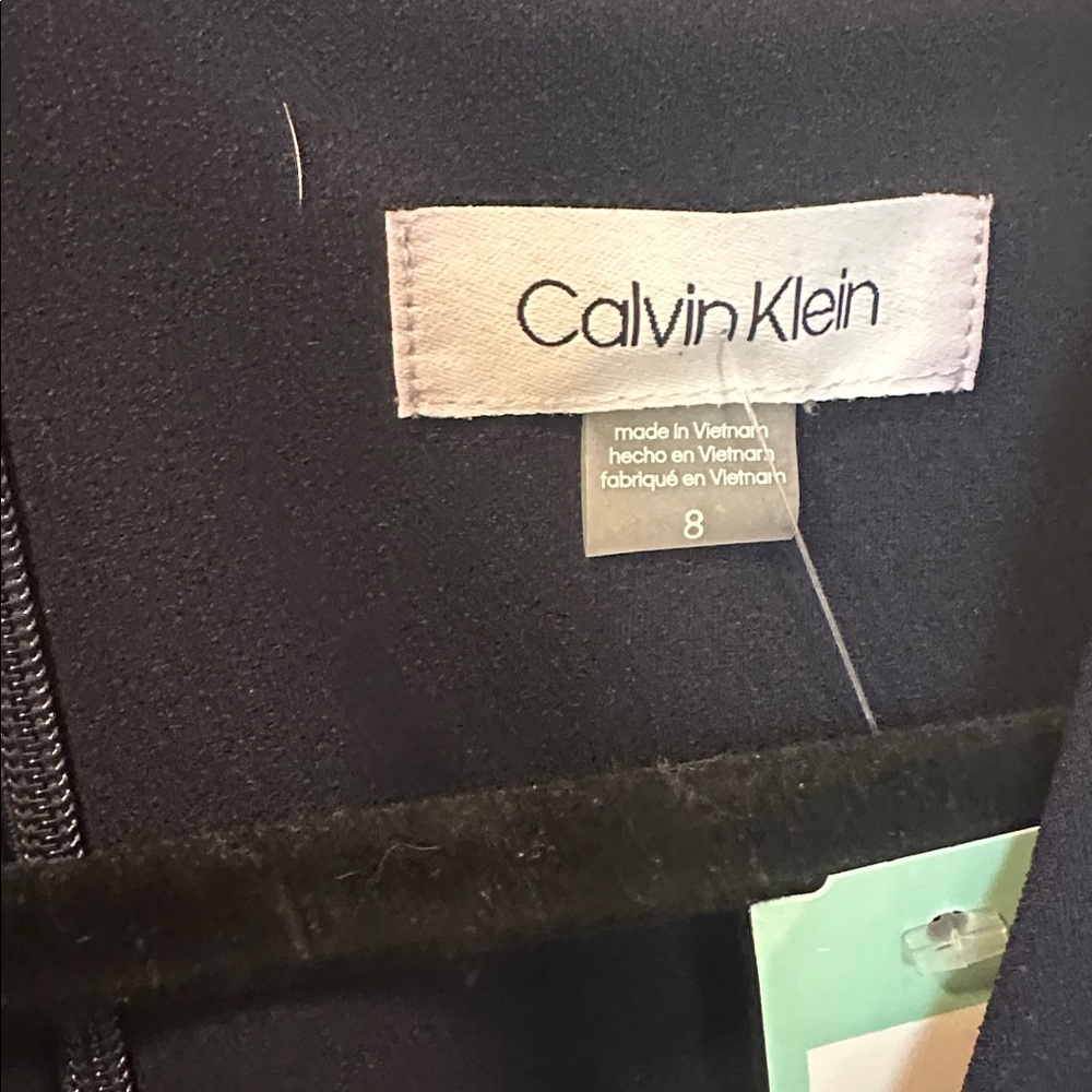 Calvin Klein Jacquelyn Button Detail Cropped Jumpsuit - Picture 5 of 5